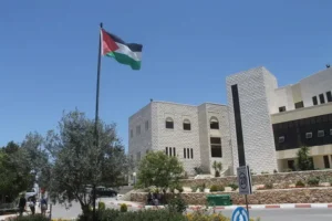 أفضل طرق اختيار التخصص الجامعي بعد التوجيهي في فلسطين: دليل شامل وخطوات لضمان مستقبل أفضل 2025
